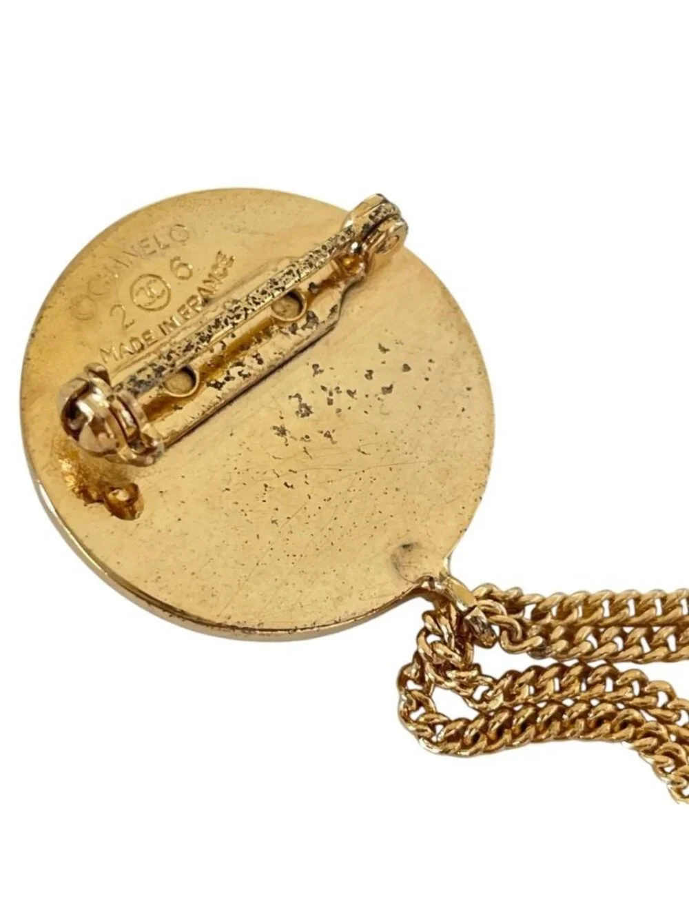 Chanel Brooch Quilted Bag Metal Gold Light Weight Power